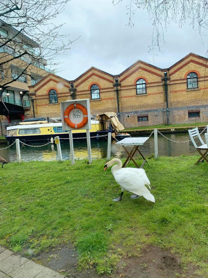 Portobello Dock Canalside Apartment London Exterior photo